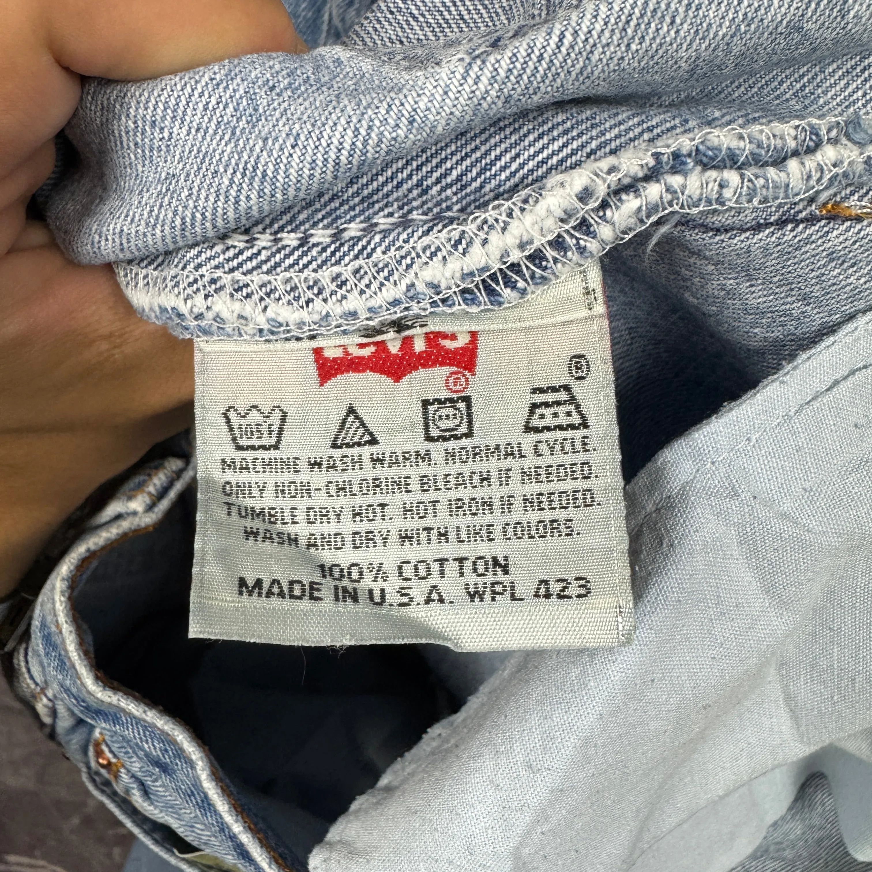 90s Light Wash Levi's 501 Denim Jeans 32x32.5 0656