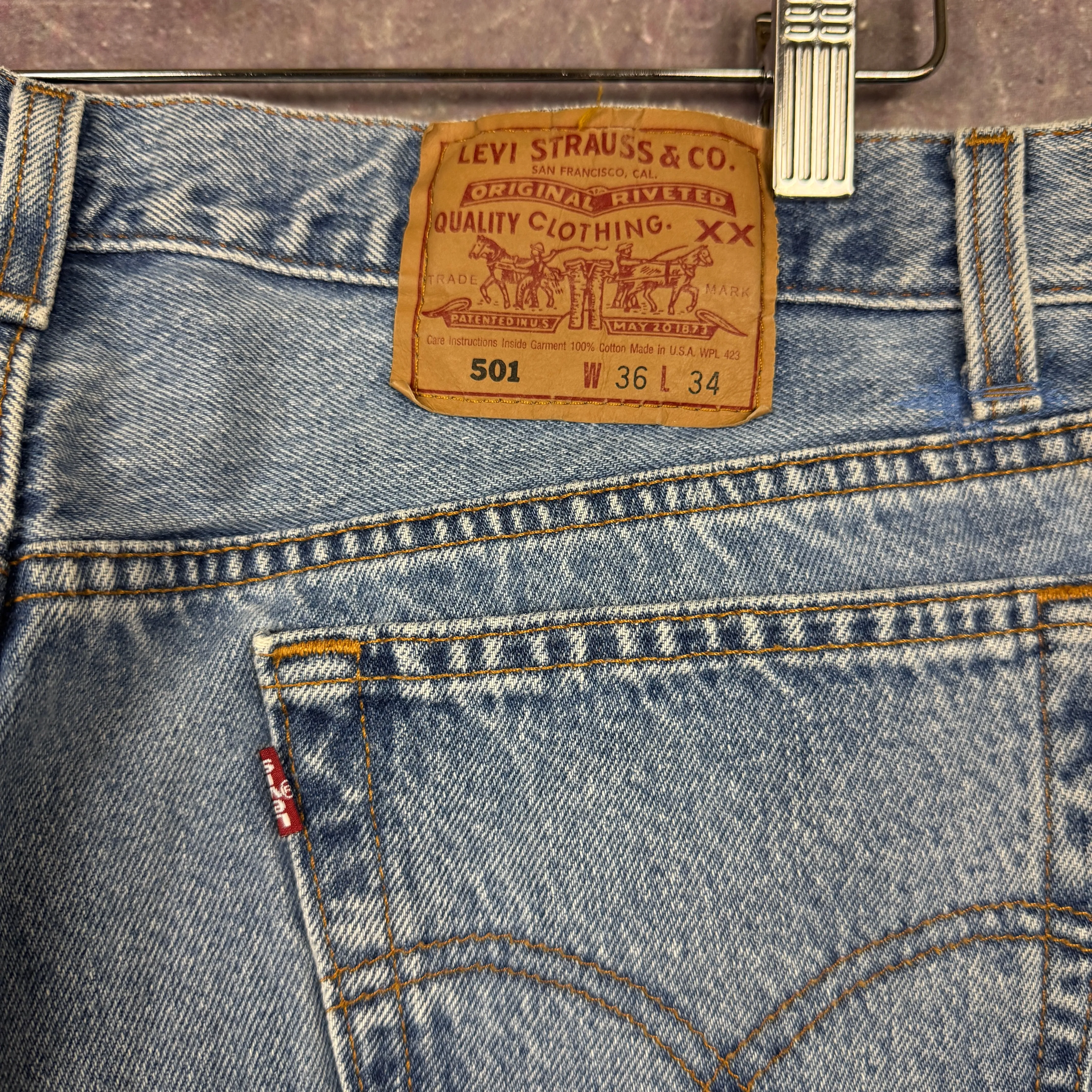 90s Light Wash Levi's 501 Denim Jeans 32x32.5 0656