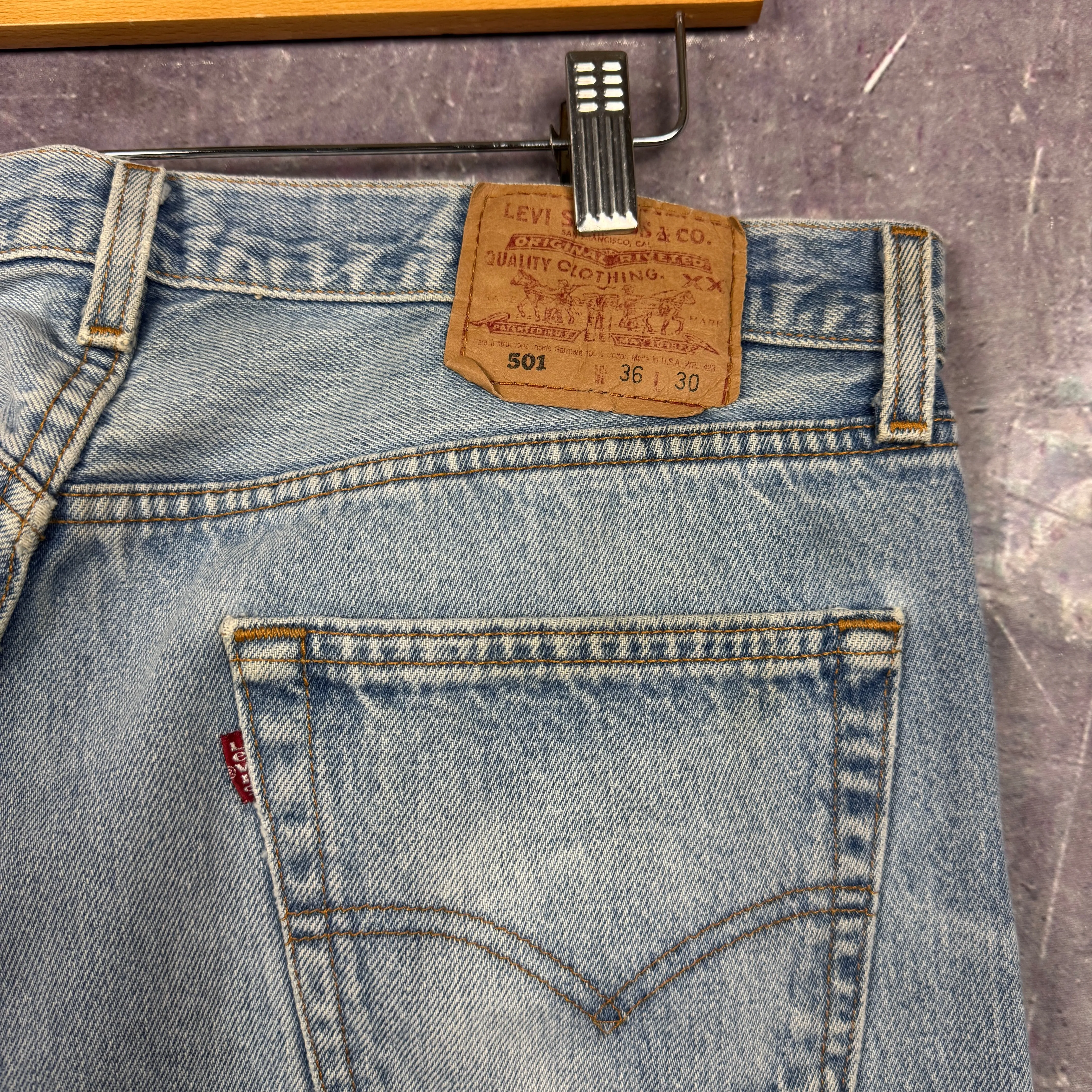 90s Light Wash Levi's 501 Denim Jeans 34x29.5 0771