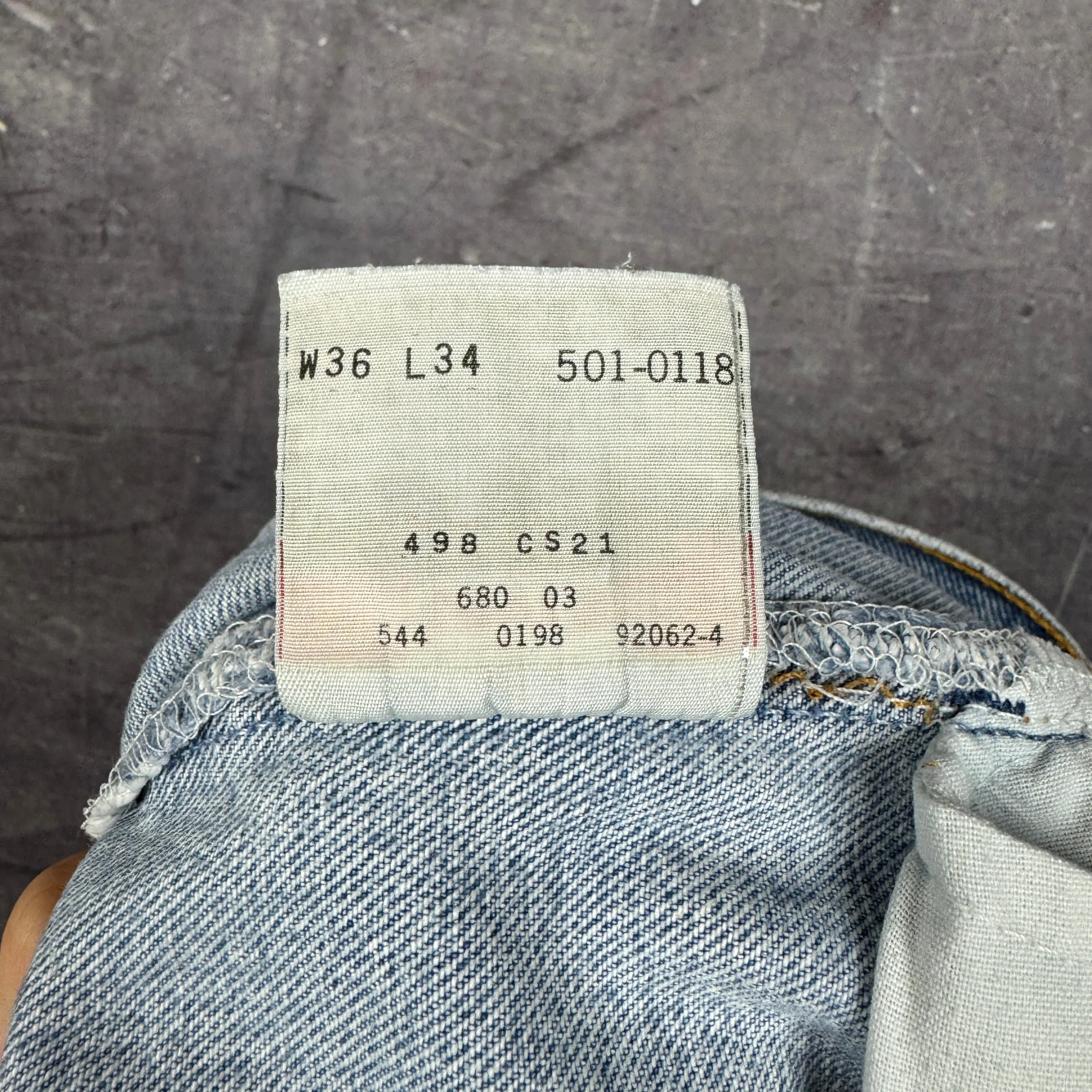 90s Light Wash Levi's 501 Denim Jeans 34x33.5 0654