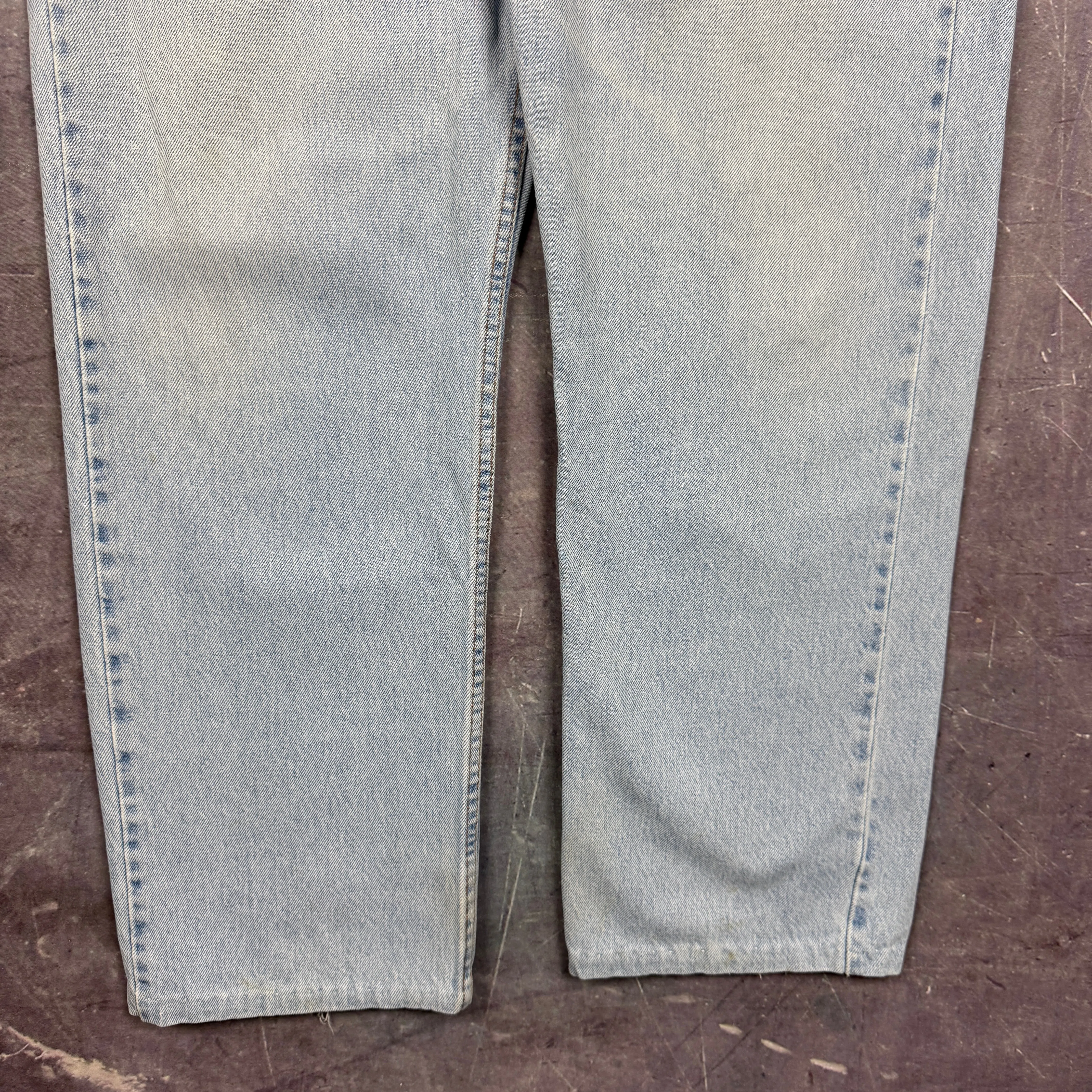 90s Light Wash Levi's 505 Denim Jeans 38x29 2214