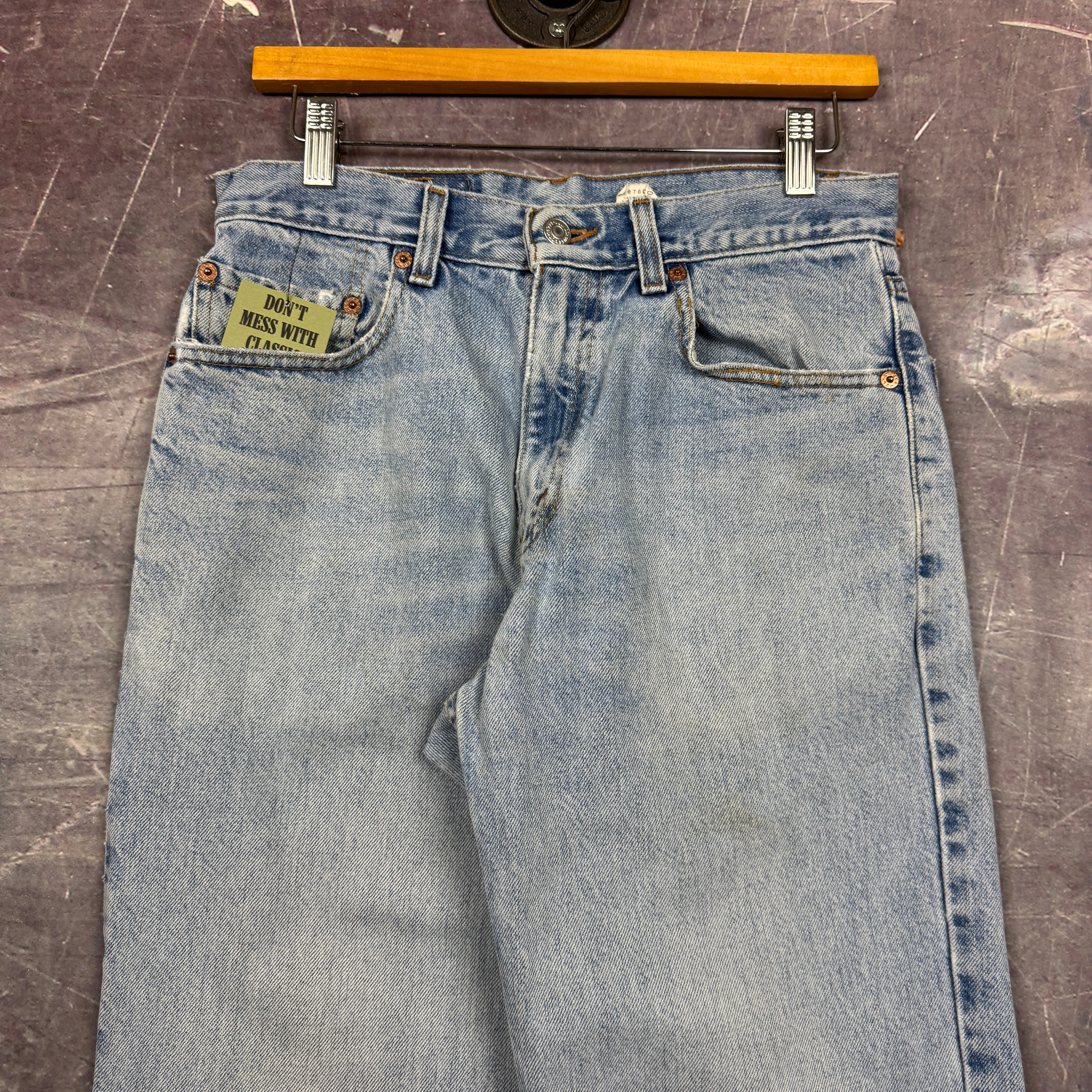 90s Light Wash Levi's 550 Denim Jeans 30x30 2203