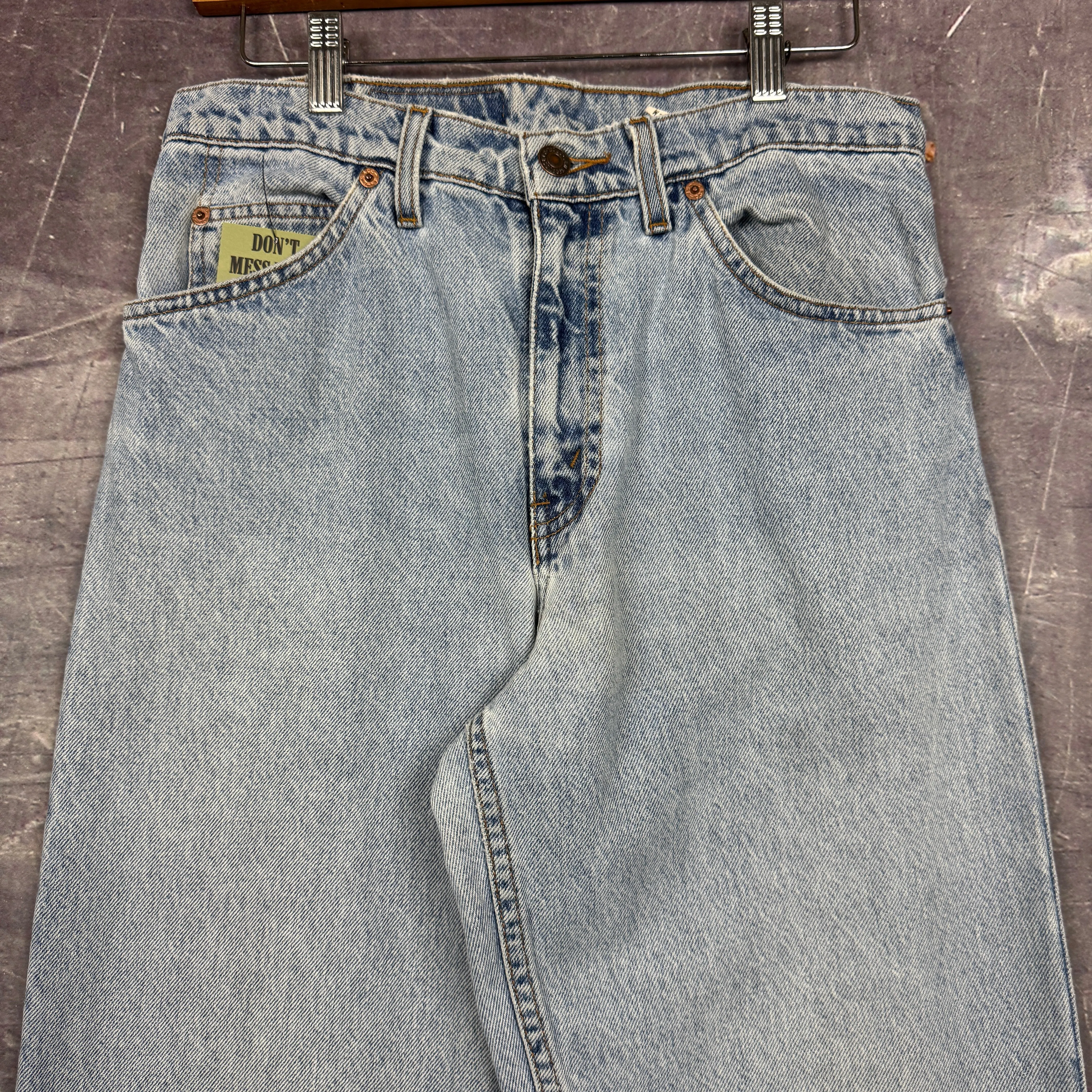 90s Light Wash Orange Tab Levi's 550 Denim Jeans 30x35 0671