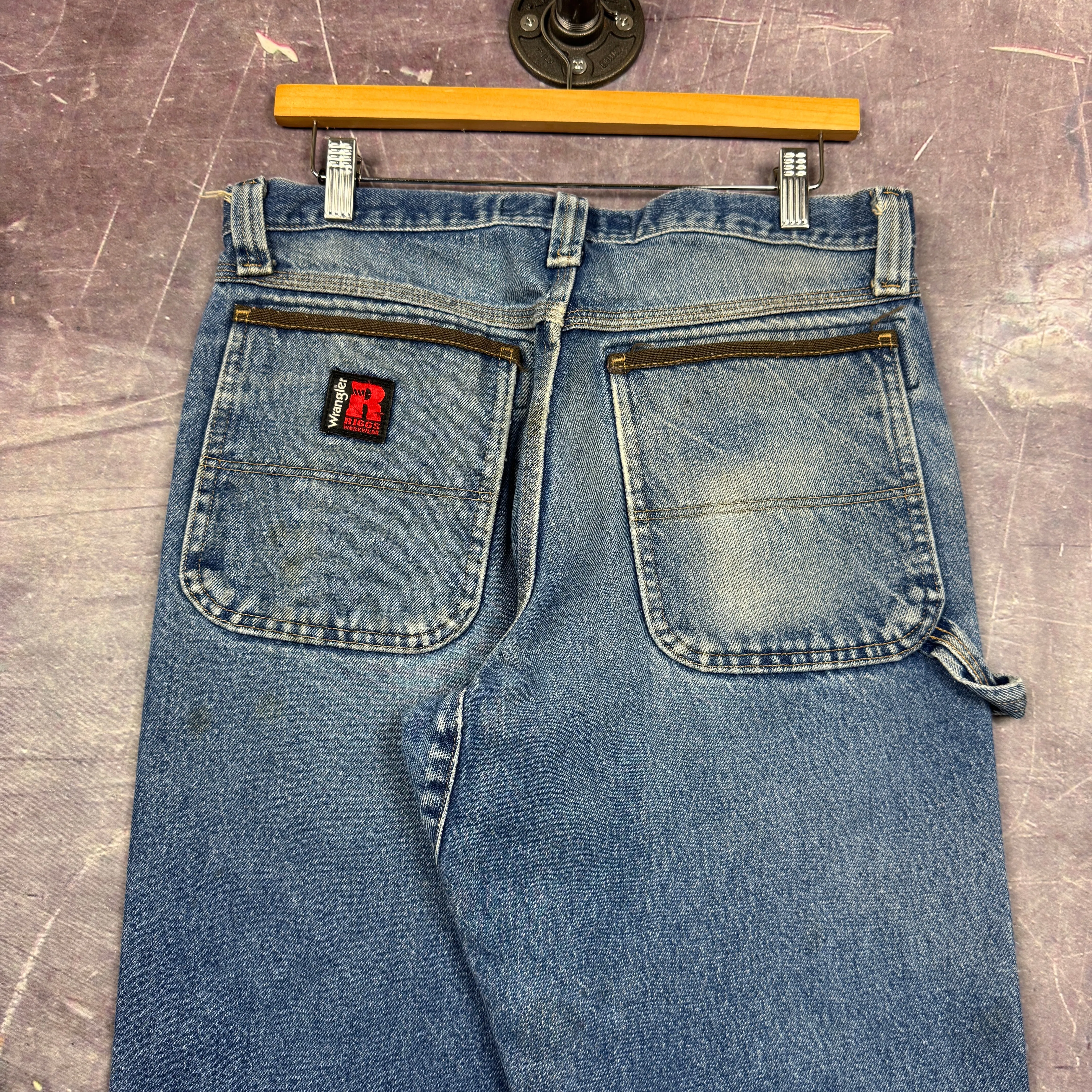 90s Light Wash Wrangler Riggs Denim Carpenter Work Jeans 32x29 2180