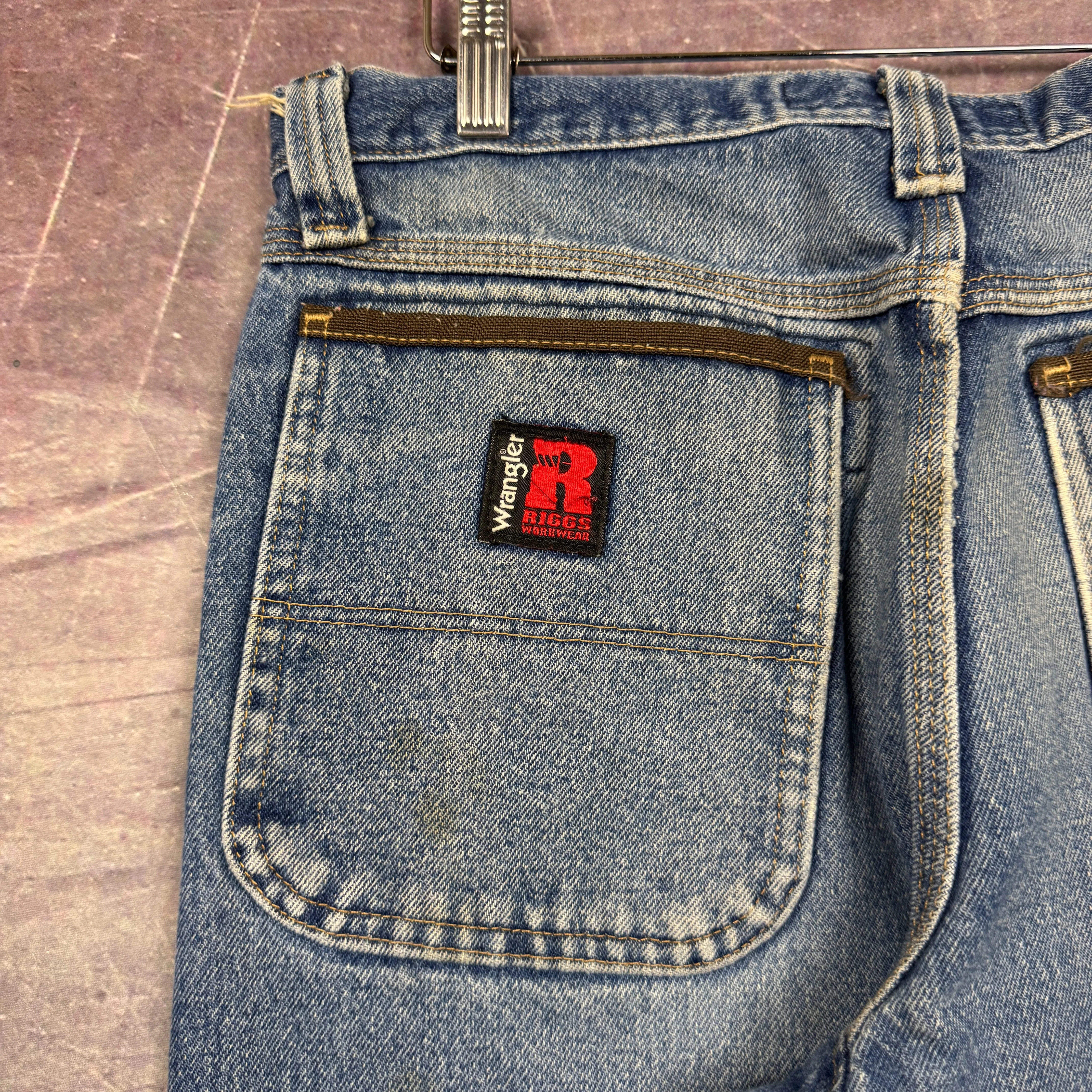 90s Light Wash Wrangler Riggs Denim Carpenter Work Jeans 32x29 2180
