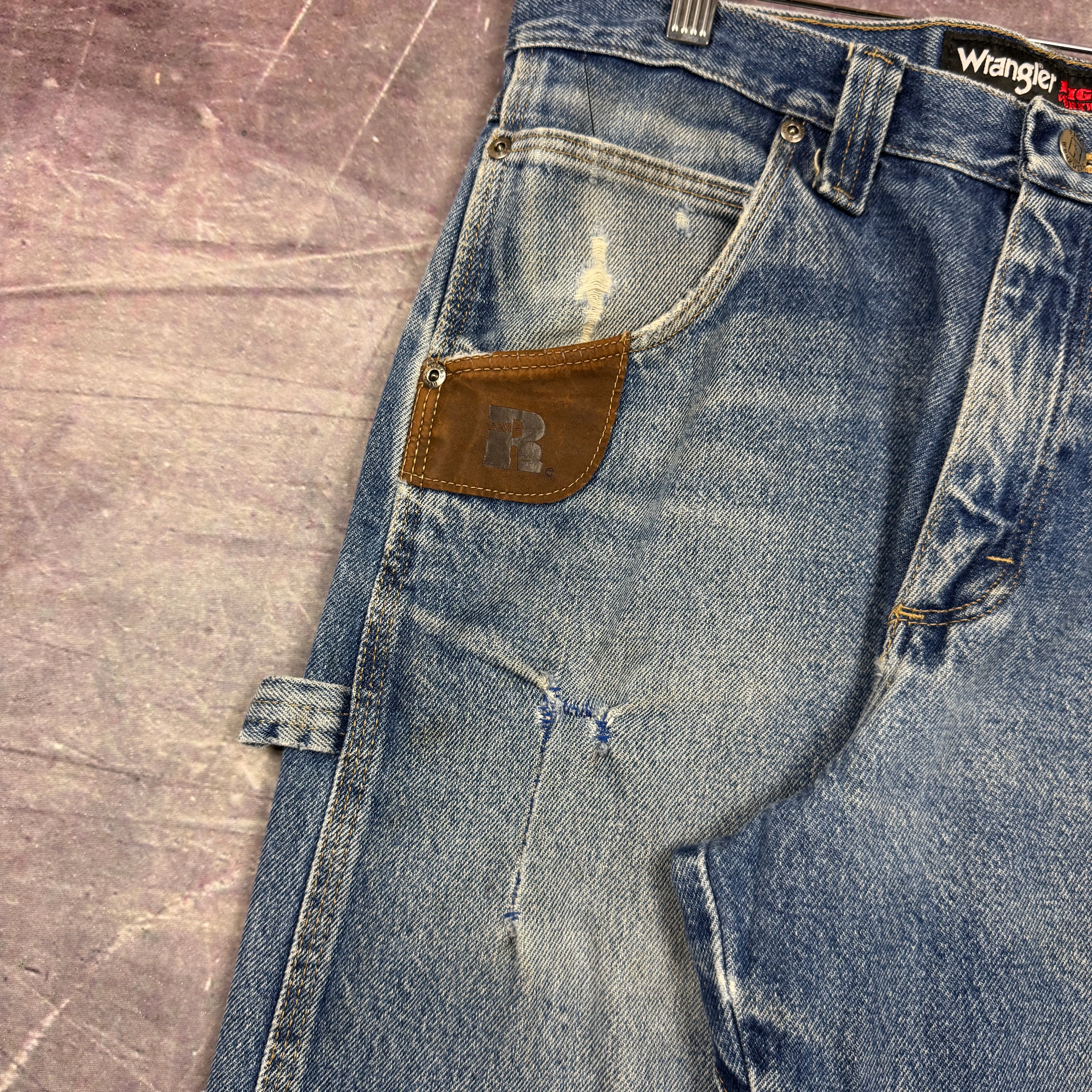 90s Light Wash Wrangler Riggs Denim Carpenter Work Jeans 32x29 2180
