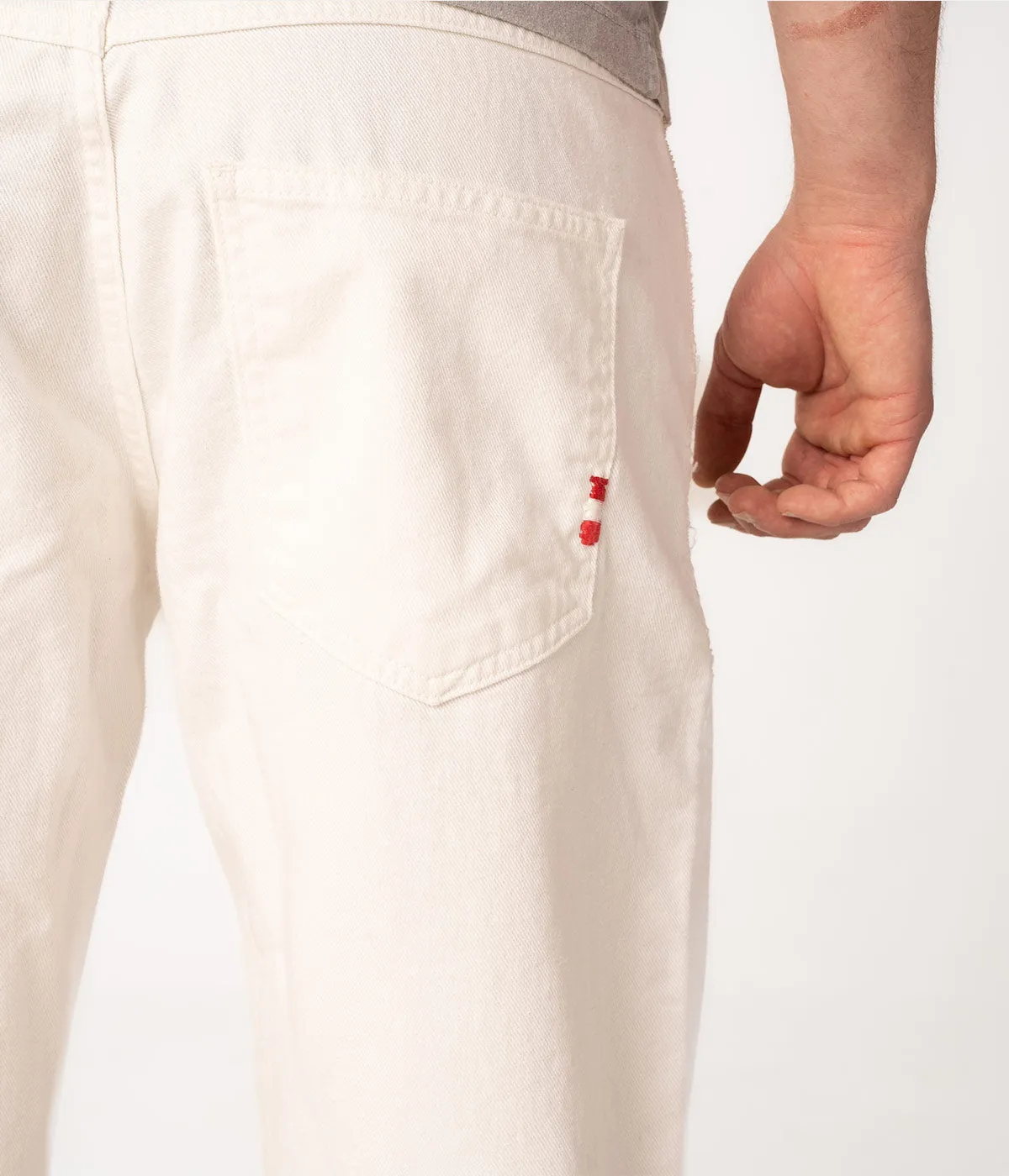 AMISH JAMES RAW EDGE BULL DENIM ECRU