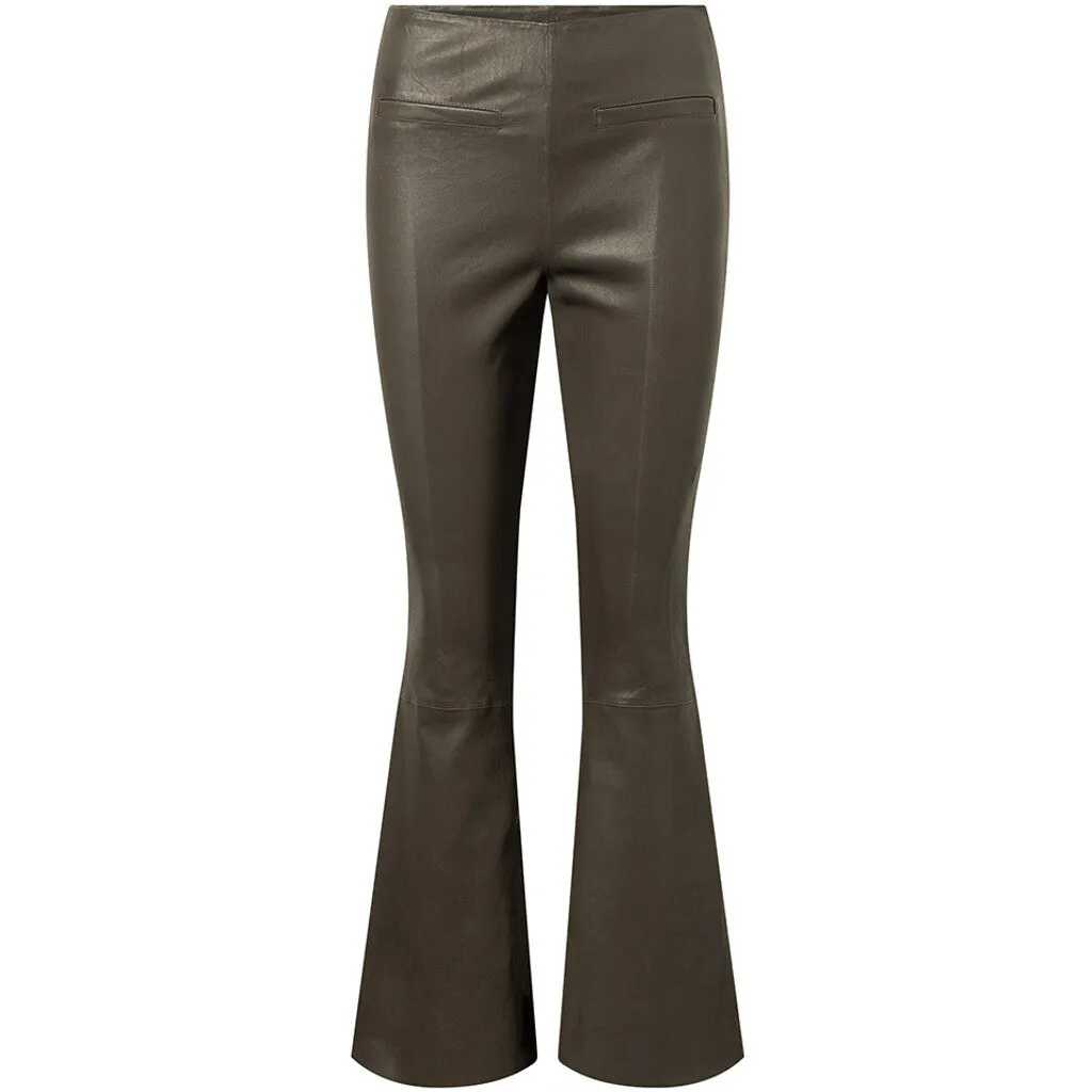 Ava RW flare pants with stretch in soft leather quality / 50896 - Smoke