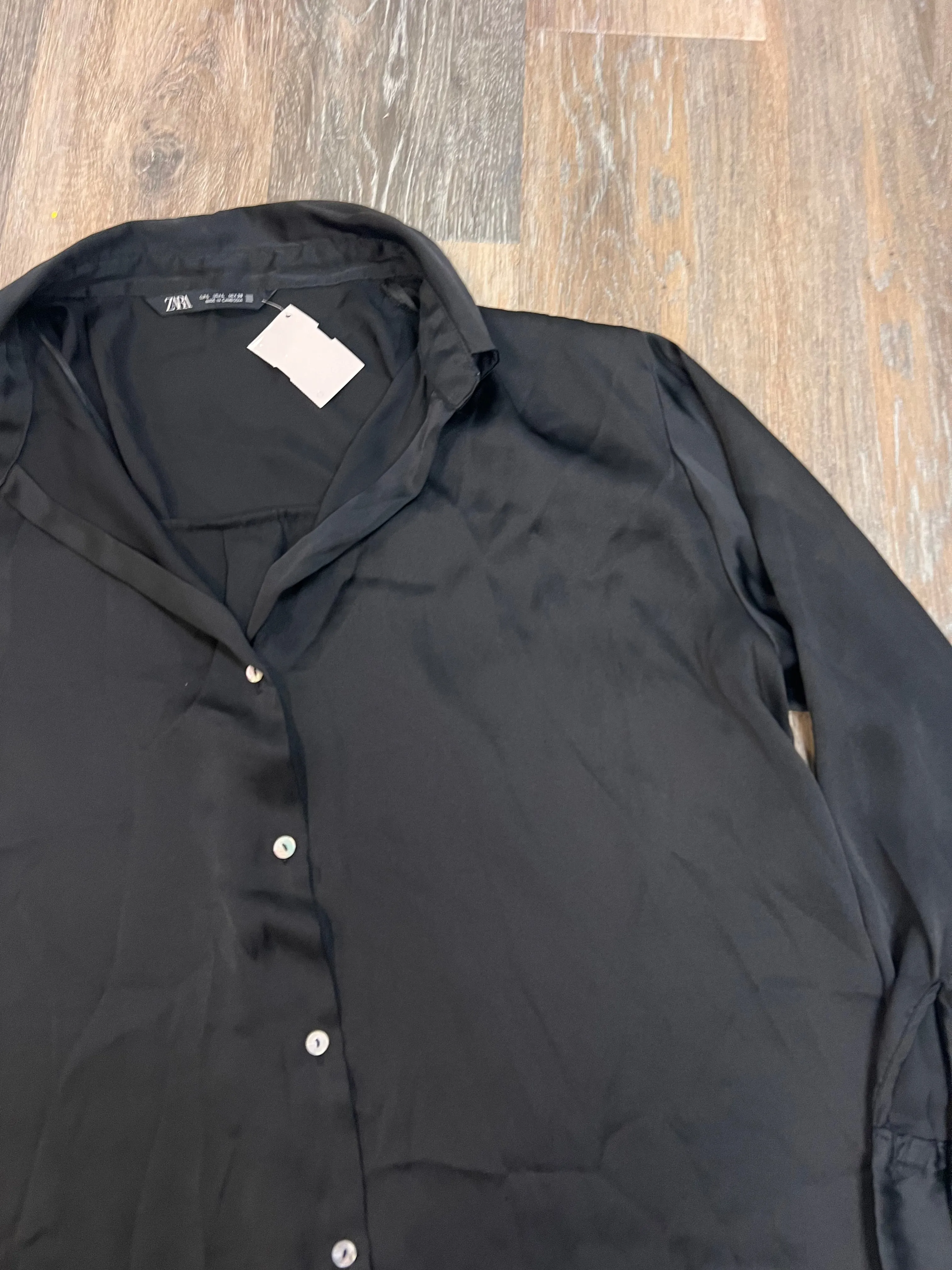 Blouse Long Sleeve By Zara In Black, Size: L