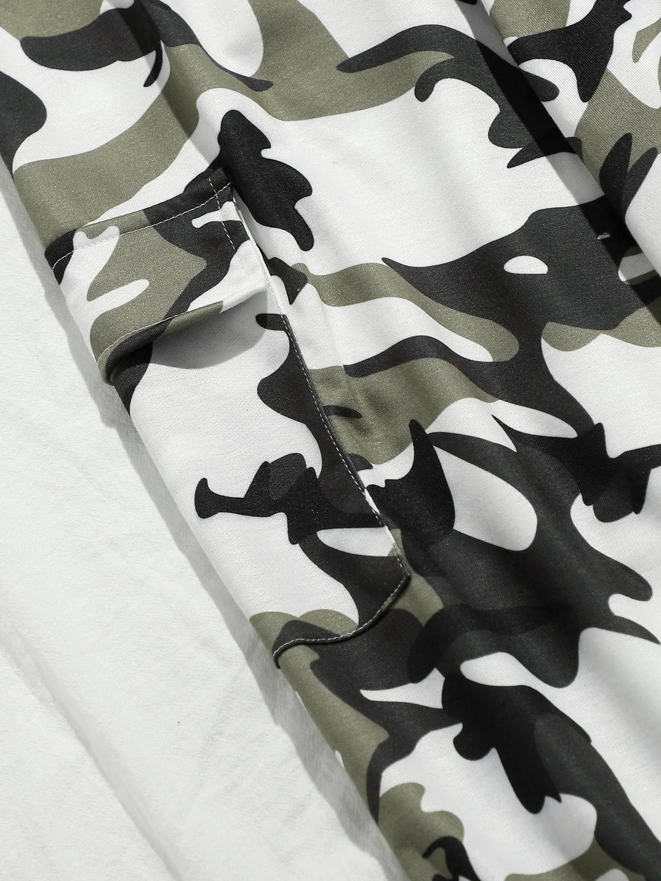 Camo Pocket Long Plus Size Sweatpants