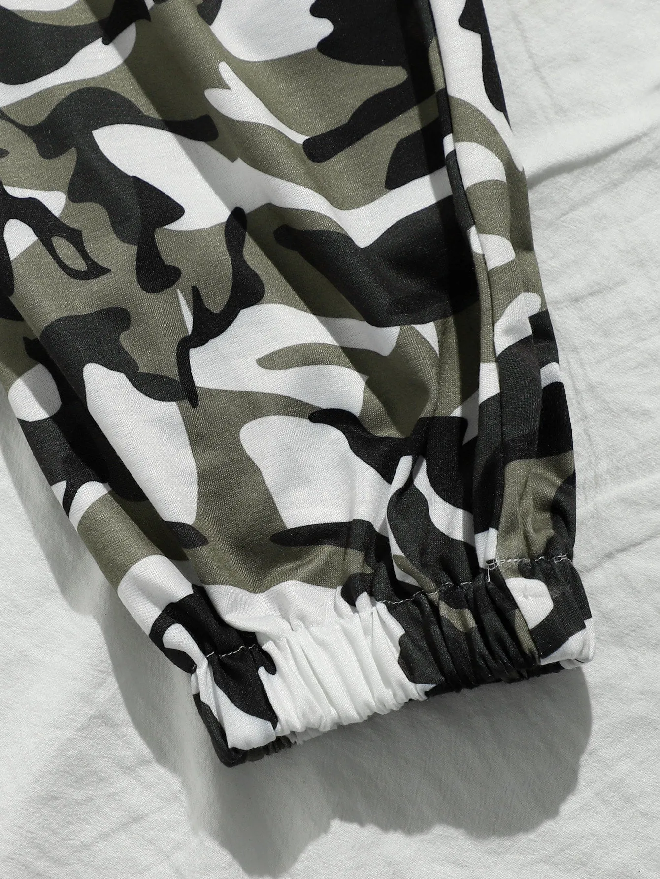 Camo Pocket Long Plus Size Sweatpants