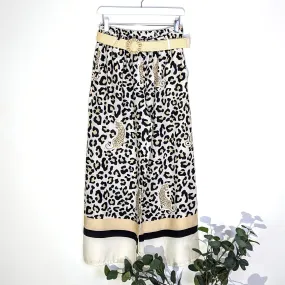 Linen viscose mix straight leg trousers with leopard within leopard print trousers with pockets and stretchy belt (M)