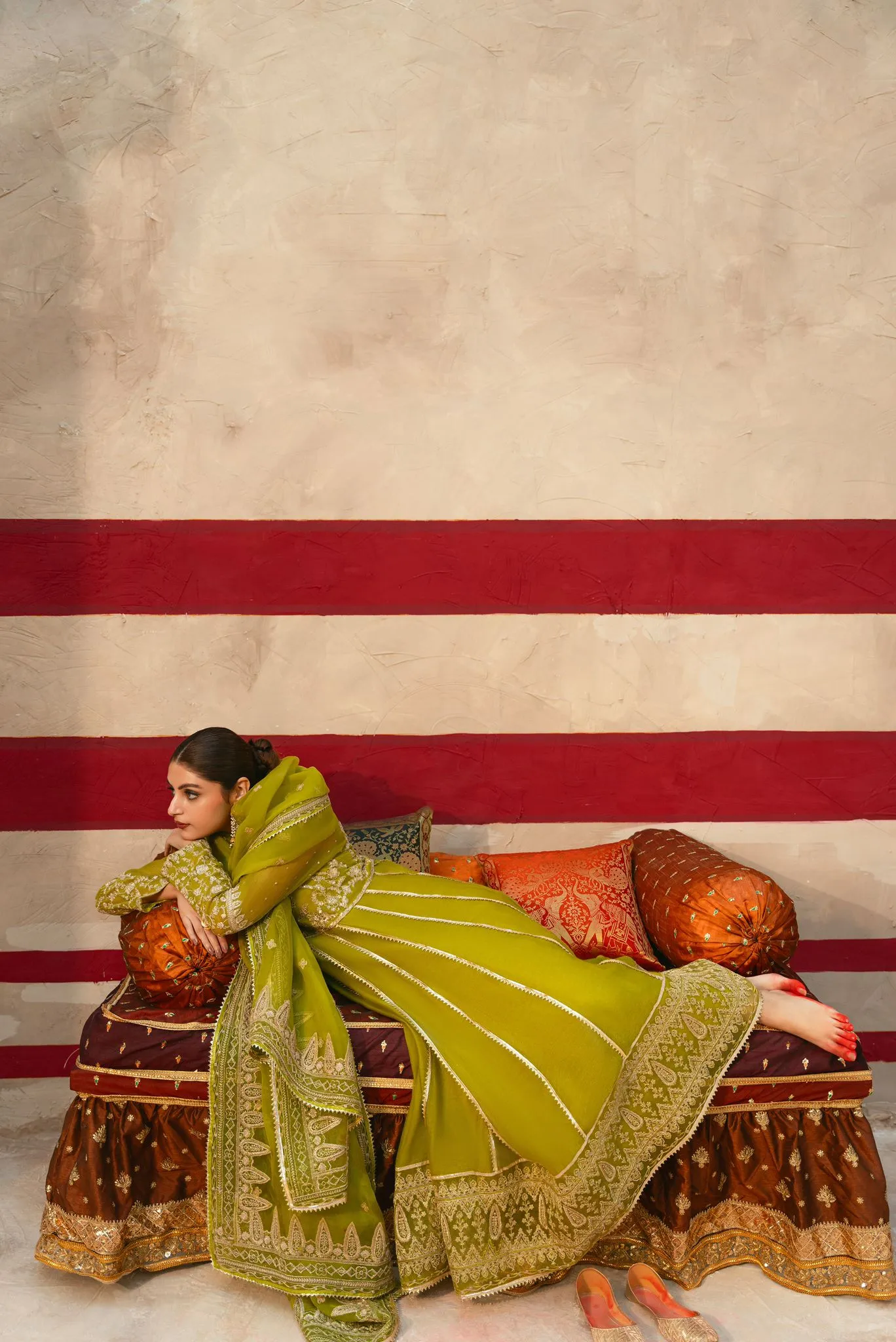 Mehndi Green Pishwas