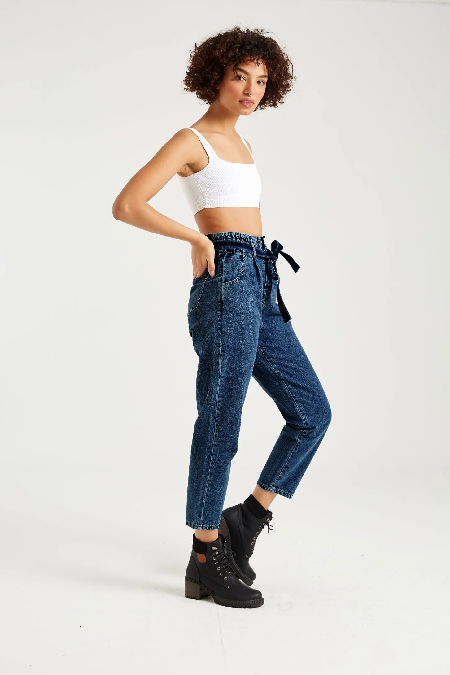 NAVY BELTED PAPERBAG JEANS
