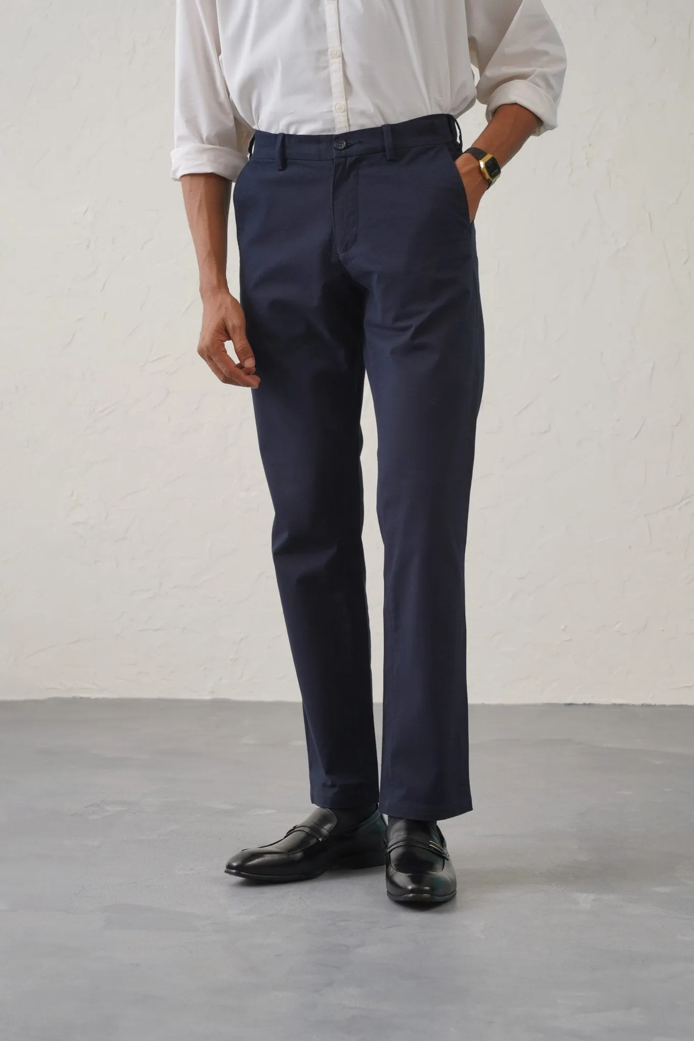 Mens Slim Fit Navy Travel Chinos - Stylish & Comfortable Cargo Pants for Effortless Travel